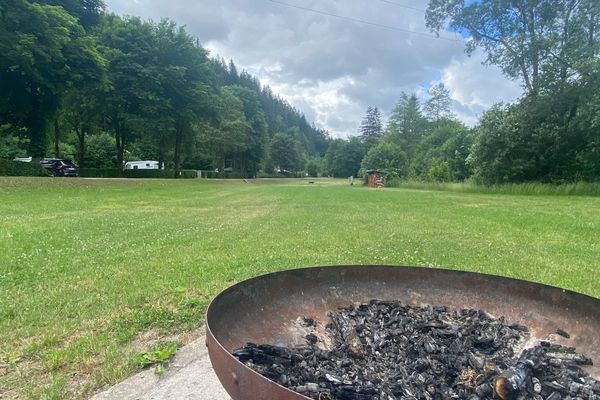 Lagefeuer_nahe Natur-Erlebnisbad Rothenkirchen