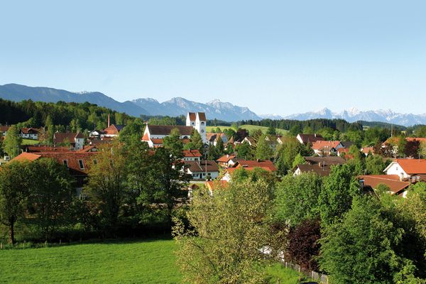 Weitblick auf das Welfenmünster Steingaden