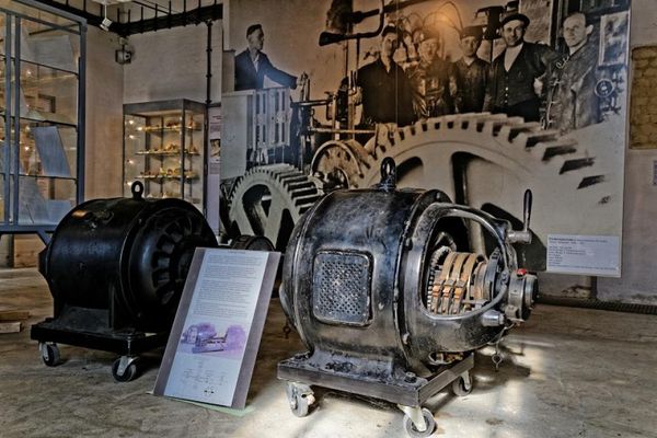 Auf dem Foto ist die Infostelle Altes Bergwerk Kleiner Johannes abgebildet.