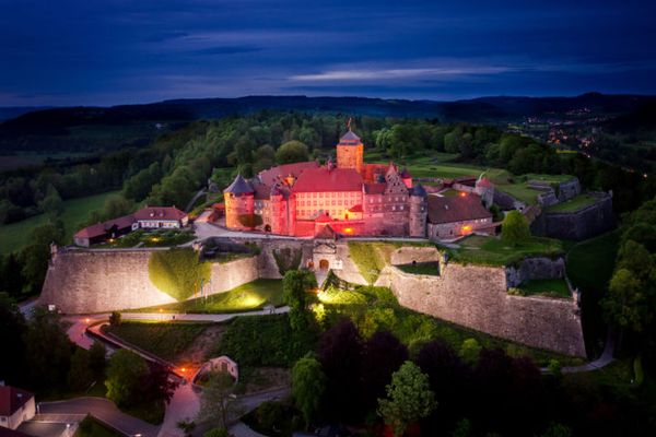 Festung Rosenberg bei Nacht