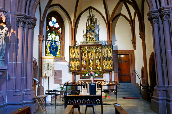 Nebenaltar