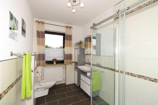 FeWo OG Badezimmer