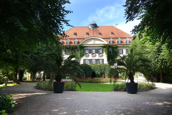 Schloss Adldorf