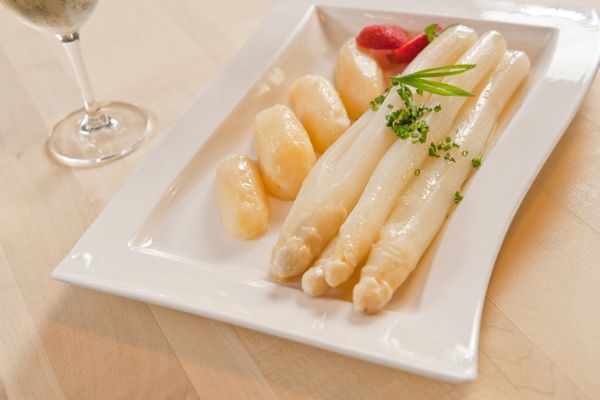 Spargel, frisch gekocht