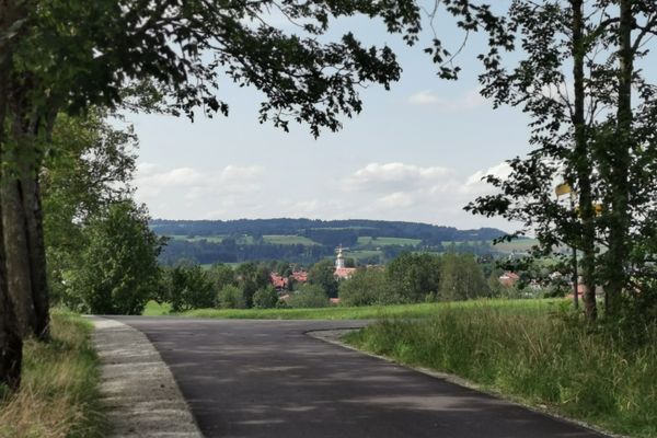 Gravelbiken Pfaffenwinkel Blick auf Bad Bayersoien