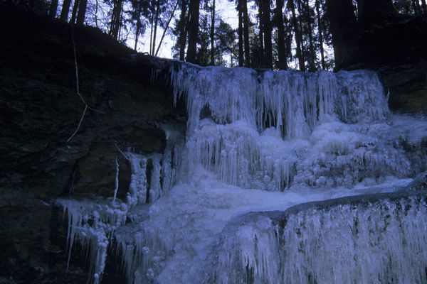 KlingenderWasserfallHaimendorf-Copyright_BerndHoelzel.jpg