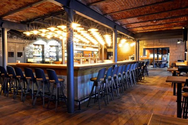 Bar im Liebesbier
