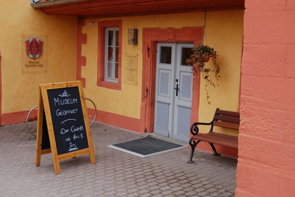 Tourist-Information Gedern Eingang