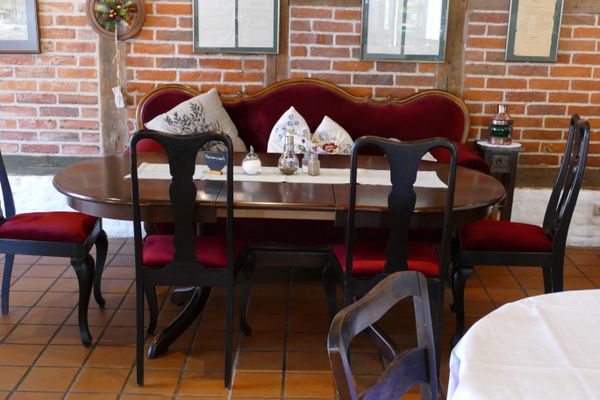 Sitzgruppe im Dielencafé