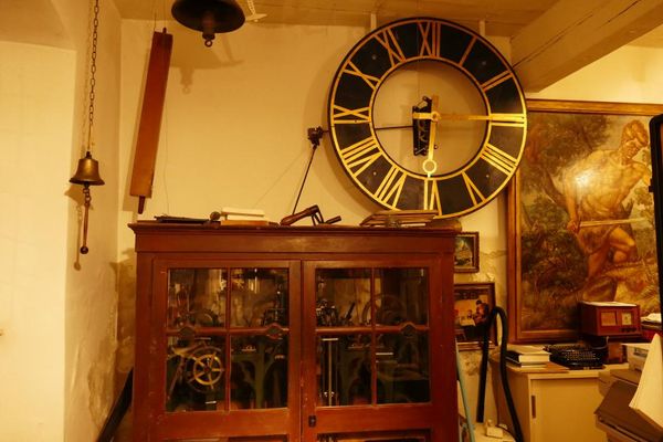 Alte Turmuhr im Heimatmuseum Bad König