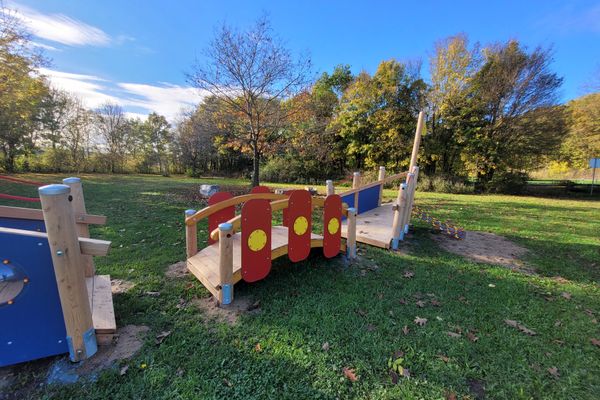Piratenspielplatz Bastenauer Weiher