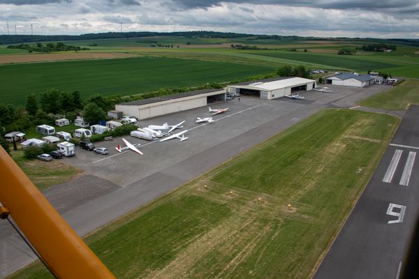 Flugplatz Walldürn mit Charlies Fliegerstübchen
