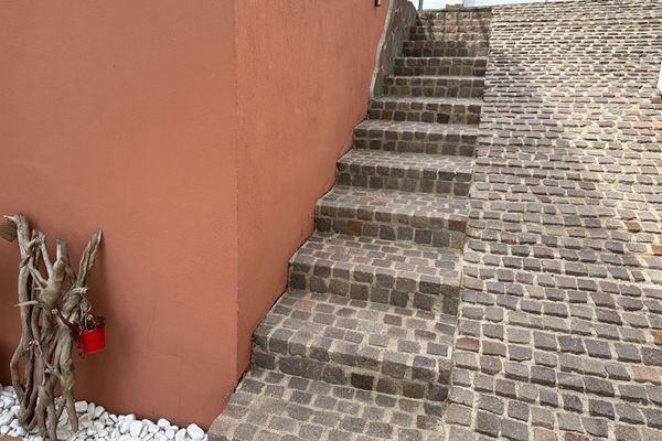 Zugang zur Ferienwohnung - 12 Stufen