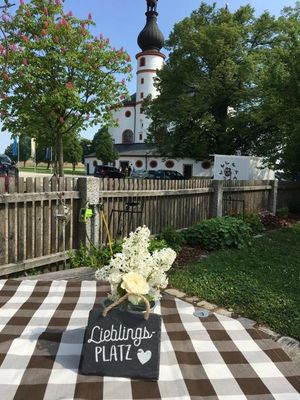 Biergarten mit Blick zur Kappl