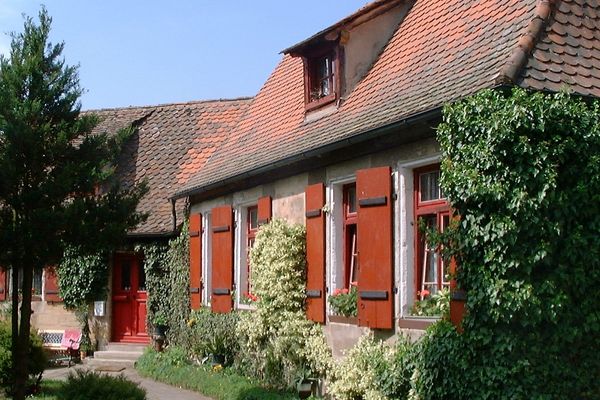 Schlosshof277_Schwarzenbruck_01.JPG