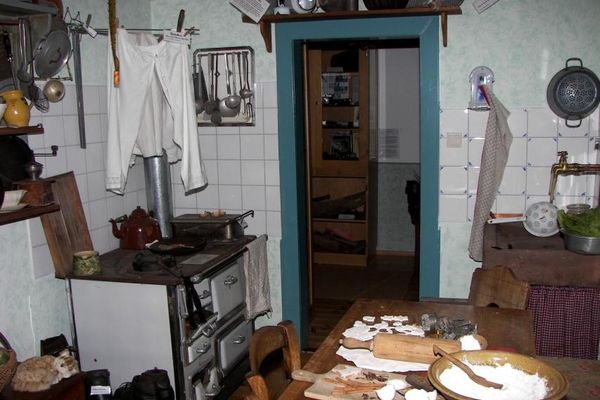 Küche zu Omas Zeiten im Oberzentmuseum