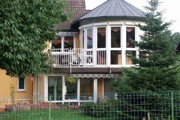 Die Ferienwohnung verbirgt sich hinter ungewÃ¶hnlicher Architektur