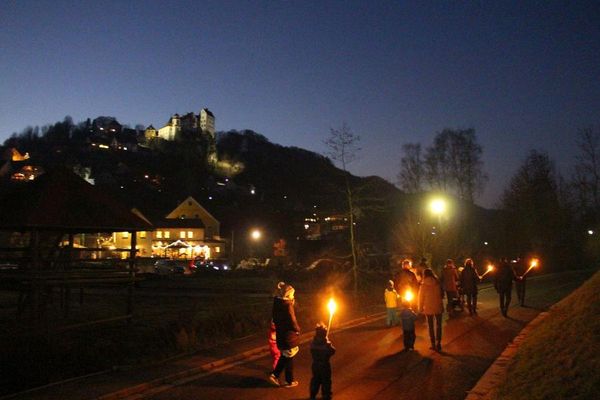 370_201812Fackelwanderung530Prozent_900