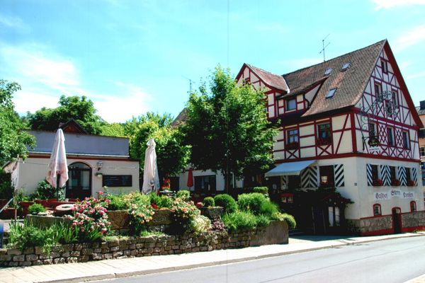 Landhotel-Gasthof Stern Gößweinstein Außenansicht