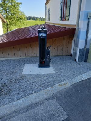 SB-Servicestation für Radler in der Kirchbergstraße am Pilgerhaus in Wildsteig