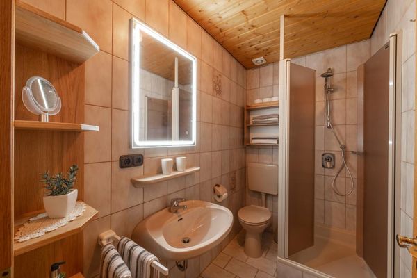 Ferienwohnung 1 - Badezimmer